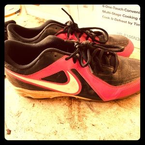 Nike black and pink softball cleats